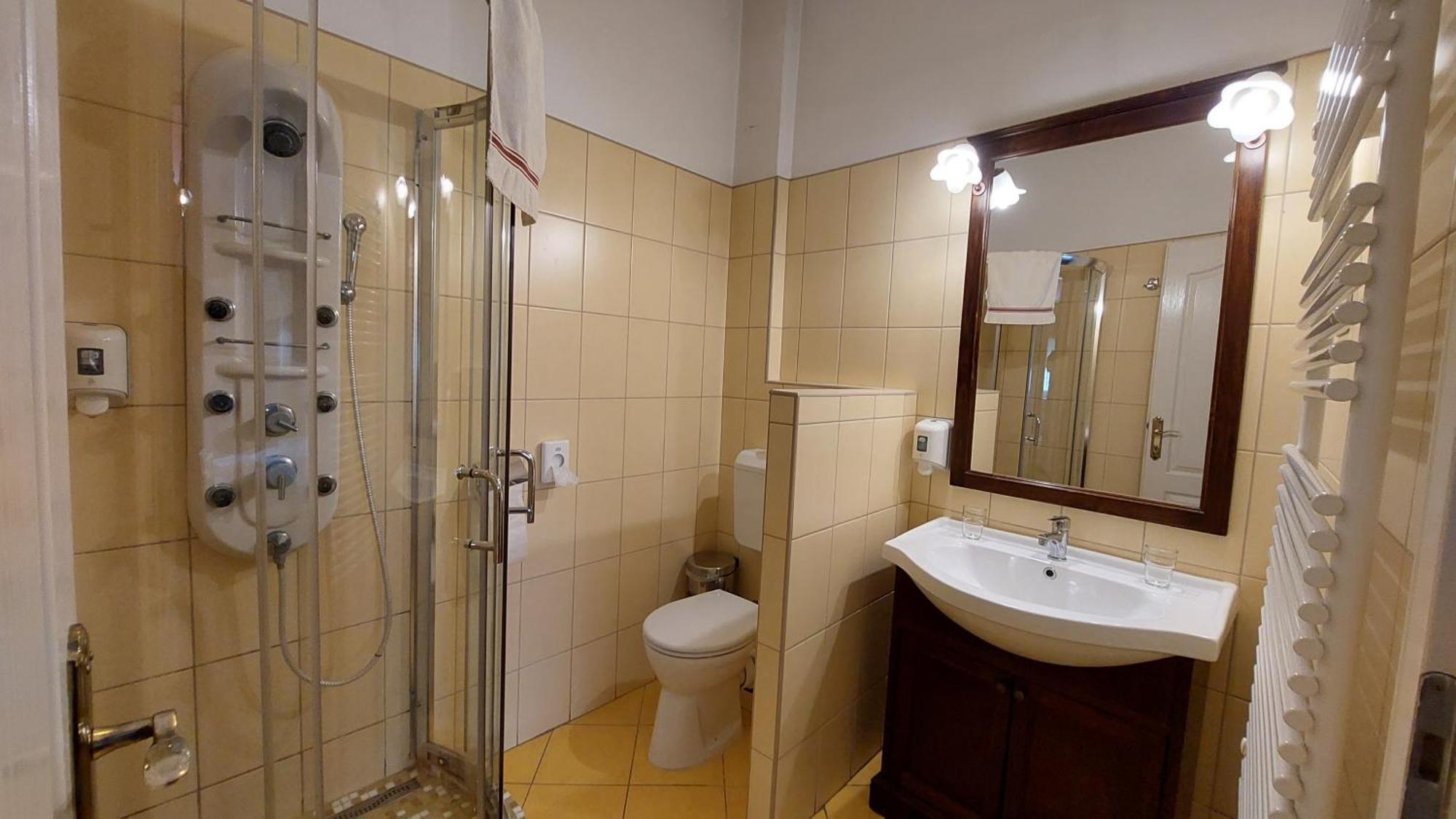 Oazis Hotel*** Nagykanizsa Extérieur photo